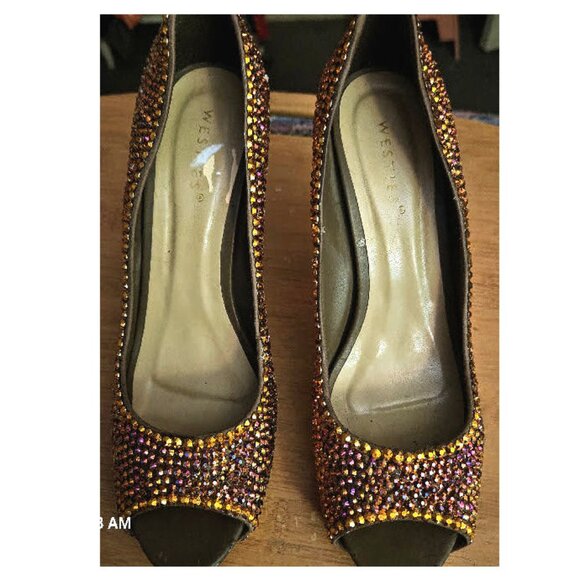 Westies Brand Heels with Peep Toes - Picture 12 of 12